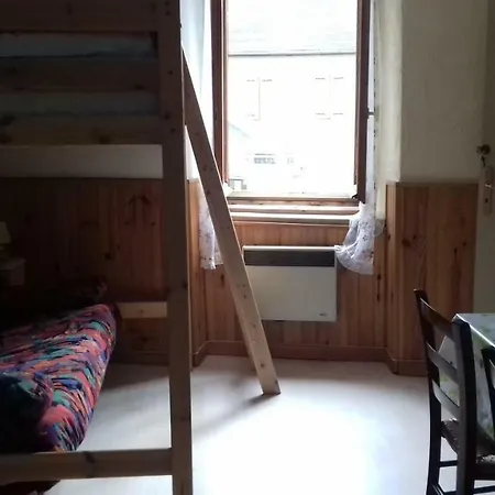 Aux Volets Bleus D'aulus Apartment *